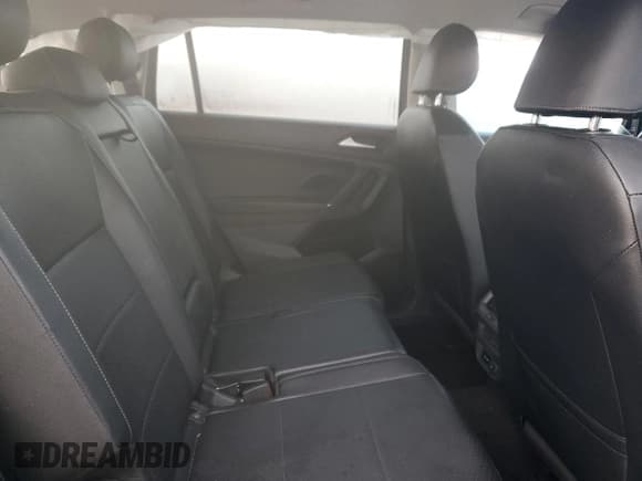 ✅ 2020 Volkswagen Tiguan SE • VIN: 3VV3B7AX2LM044516 • Lot: 53893325. Wystawiony na Copart z przebiegiem 102 456 mil. Bezpłatny archiwum sprzedaży aukcyjnych z USA i szczegółowy raport historii pojazdu na DreamBid. Zdjęcie 11.