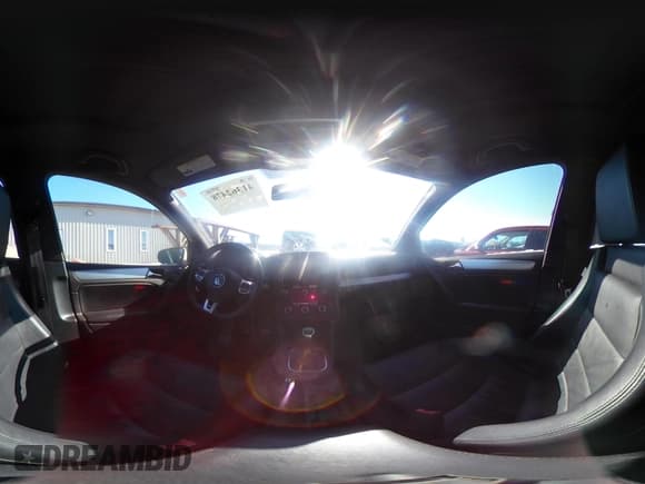 ✅ 2012 Volkswagen Golf GTI w/Conv & Sunroof PZEV • VIN: WVWGD7AJ2CW236752 • Лот: 41362478. Опубликован ранее на IAAI с пробегом 128 981 миль. Бесплатный доступ к архиву аукционных продаж из США и подробный отчёт об истории автомобиля на DreamBid. Изображение 18.