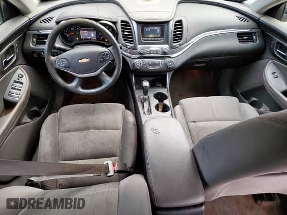 2015 Chevrolet Impala LS z VIN 2G11Z5SL7F9115779, wystawiony jako Copart lot #91100545 z przebiegiem 175 644 mil mil oraz Czysty tytuł • Clean title. Historia ofert i sprzedaży dostępna na DreamBid. Obrazek 8.