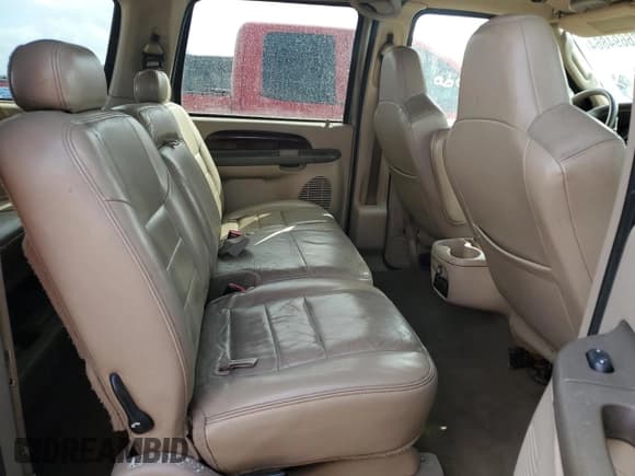 ✅ 2003 Ford Excursion Limited • VIN: 1FMNU42PX3EC17649 • Lot: 76694864. Wystawiony na Copart z przebiegiem Nie podano. Bezpłatny archiwum sprzedaży aukcyjnych z USA i szczegółowy raport historii pojazdu na DreamBid. Zdjęcie 10.