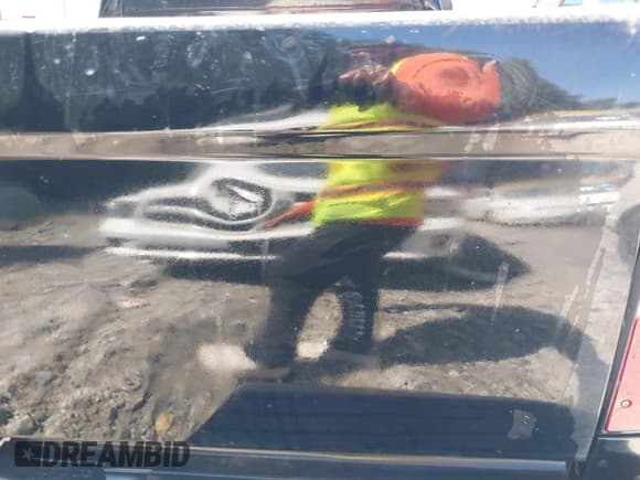 ✅ 1999 Toyota Tacoma • VIN: 4TAWN72N2XZ402410 • Lot: 43064918. Listed on IAAI with 260,924 mi. Free auction sales archive from the USA and detailed vehicle history report at DreamBid. Image 13.