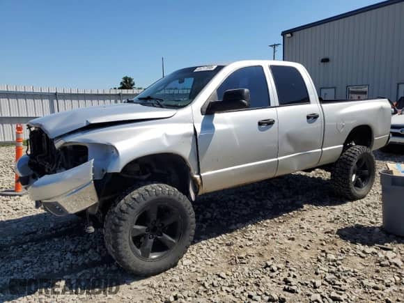 2006 Dodge 1500 Laramie z VIN 1D7HU18246S615785, wystawiony jako Copart lot #65217895 z przebiegiem 160 811 mil mil oraz Czysty tytuł • Clean title. Historia ofert i sprzedaży dostępna na DreamBid. Obrazek 1.