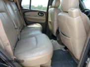 ✅ 2005 Buick Rainier CXL • VIN: 5GAET13M652208785 • Lot: 59020405. Wystawiony na Copart z przebiegiem 170 010 mil. Bezpłatny archiwum sprzedaży aukcyjnych z USA i szczegółowy raport historii pojazdu na DreamBid. Zdjęcie 10.