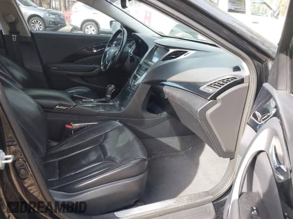 2014 Hyundai Azera Limited с VIN KMHFH4JG0EA368973, выставлен на аукционе IAAI как лот 41656545 с пробегом 108 631 миль миль и . История ставок и продаж доступна на DreamBid. Изображение 5.