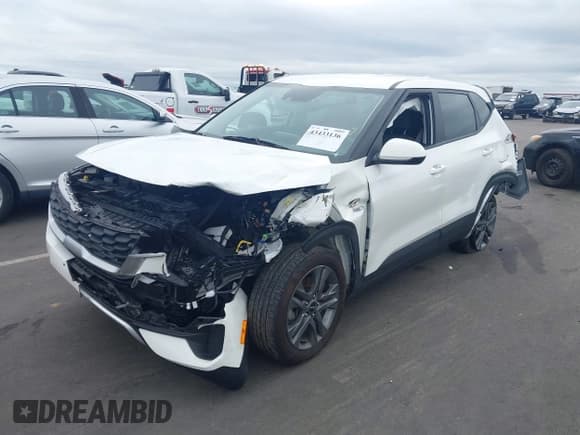 ✅ 2023 Kia Seltos LX • VIN: KNDEPCAA7P7435173 • Lot: 43433136. Listed on IAAI with 32,269 mi. Free auction sales archive from the USA and detailed vehicle history report at DreamBid. Image 17.