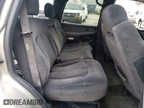 ✅ 2002 Chevrolet Tahoe LS • VIN: 1GNEC13V02R172576 • Lot: 81952655. Listed on Copart with 188,843 mi. Free auction sales archive from the USA and detailed vehicle history report at DreamBid. Image 11.