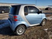 ✅ 2011 Smart fortwo Pure • VIN: WMEEJ3BA2BK425867 • Lot: 83676794. Wystawiony na Copart z przebiegiem 105 883 mil. Bezpłatny archiwum sprzedaży aukcyjnych z USA i szczegółowy raport historii pojazdu na DreamBid. Zdjęcie 3.