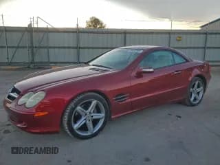 ✅ 2006 Mercedes-Benz SL 500 • VIN: WDBSK75F06F110530 • Lot: 96593905. Wystawiony na Copart z przebiegiem 85 167 mil. Bezpłatny archiwum sprzedaży aukcyjnych z USA i szczegółowy raport historii pojazdu na DreamBid. Zdjęcie 1.