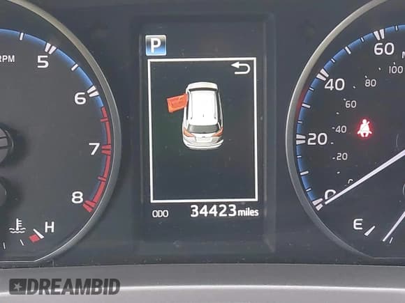 ✅ 2018 Toyota RAV4 XLE • VIN: JTMRFREV5JJ241482 • Лот: 43486718. Опубликован ранее на IAAI с пробегом 34 423 миль. Бесплатный доступ к архиву аукционных продаж из США и подробный отчёт об истории автомобиля на DreamBid. Изображение 16.