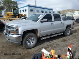 ✅ 2017 Chevrolet Silverado 1500 LS • VIN: 3GCUKNEC4HG180828 • Лот: 65255554. Опубликован ранее на Copart с пробегом 101 478 миль. Бесплатный доступ к архиву аукционных продаж из США и подробный отчёт об истории автомобиля на DreamBid. Изображение 1.