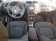 ✅ 2017 Jeep Renegade Latitude • VIN: ZACCJBBB5HPG48573 • Lot: 92842925. Listed on Copart with 20,185 mi. Free auction sales archive from the USA and detailed vehicle history report at DreamBid. Image 8.