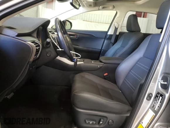 ✅ 2020 Lexus NX 300 • VIN: JTJDARBZ9L2167171 • Lot: 89641525. Wystawiony na Copart z przebiegiem 10 575 mil. Bezpłatny archiwum sprzedaży aukcyjnych z USA i szczegółowy raport historii pojazdu na DreamBid. Zdjęcie 7.