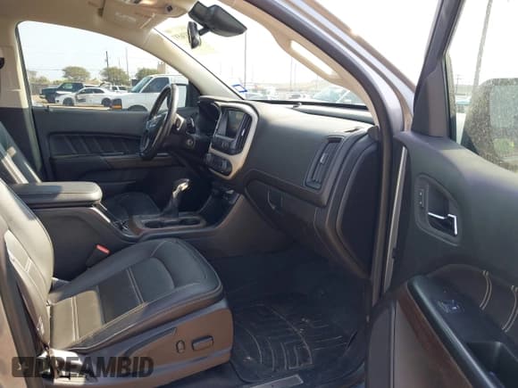 ✅ 2022 GMC Canyon 4WD Denali • VIN: 1GTG6EEN5N1227684 • Lot: 42336597. Wystawiony na IAAI z przebiegiem 70 565 mil. Bezpłatny archiwum sprzedaży aukcyjnych z USA i szczegółowy raport historii pojazdu na DreamBid. Zdjęcie 5.