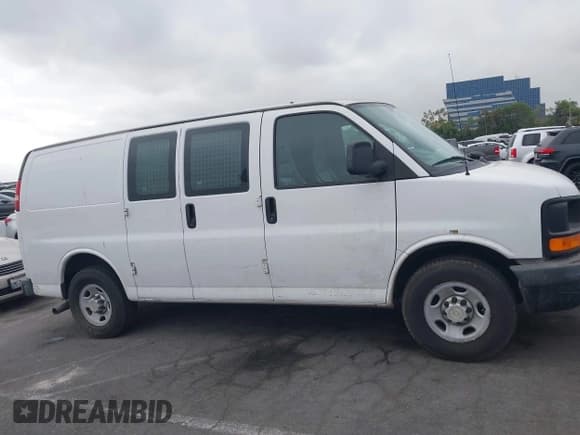 ✅ 2013 Chevrolet Express Cargo • VIN: 1GCWGFCB4D1902656 • Lot: 43383179. Listed on IAAI with 131,146 mi. Free auction sales archive from the USA and detailed vehicle history report at DreamBid. Image 13.