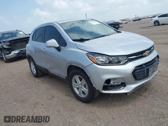 ✅ 2021 Chevrolet Trax LS • VIN: KL7CJKSB4MB301642 • Lot: 42396345. Listed on IAAI with 114,745 mi. Free auction sales archive from the USA and detailed vehicle history report at DreamBid. Image 1.