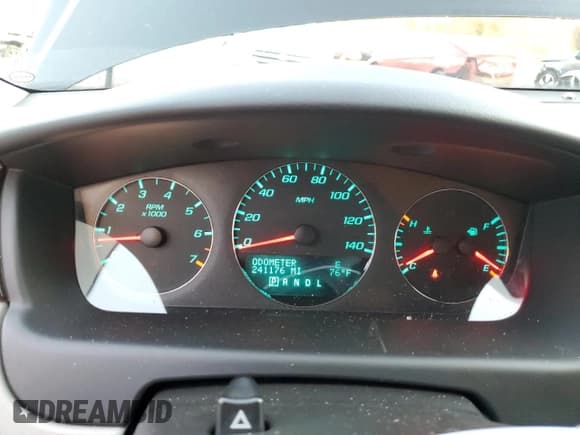 ✅ 2014 Chevrolet Impala LT • VIN: 2G1WB5E38E1119200 • Лот: 78233684. Опубликован ранее на Copart с пробегом 241 176 миль. Бесплатный доступ к архиву аукционных продаж из США и подробный отчёт об истории автомобиля на DreamBid. Изображение 9.