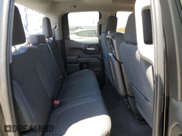 ✅ 2019 Chevrolet Silverado 1500 LT • VIN: 1GCRWCED9KZ220075 • Lot: 60247765. Wystawiony na Copart z przebiegiem 80 451 mil. Bezpłatny archiwum sprzedaży aukcyjnych z USA i szczegółowy raport historii pojazdu na DreamBid. Zdjęcie 10.