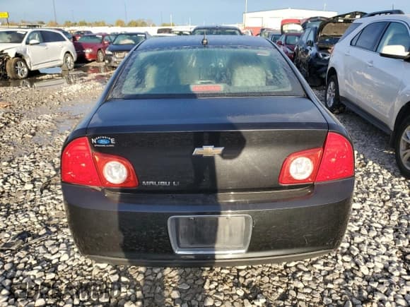 ✅ 2011 Chevrolet Malibu 1LT • VIN: 1G1ZC5E19BF187678 • Lot: 79806064. Listed on Copart with 102,532 mi. Free auction sales archive from the USA and detailed vehicle history report at DreamBid. Image 6.
