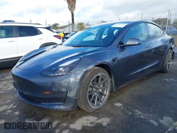 ✅ 2022 Tesla Model 3 Long Range • VIN: 5YJ3E1EB3NF253546 • Lot: 41782222. Wystawiony na IAAI z przebiegiem 44 473 mil. Bezpłatny archiwum sprzedaży aukcyjnych z USA i szczegółowy raport historii pojazdu na DreamBid. Zdjęcie 2.