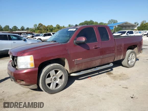 ✅ 2008 Chevrolet Silverado 1500 2LT • VIN: 2GCEC19Y581221332 • Lot: 74221554. Wystawiony na Copart z przebiegiem 152 993 mil. Bezpłatny archiwum sprzedaży aukcyjnych z USA i szczegółowy raport historii pojazdu na DreamBid. Zdjęcie 1.