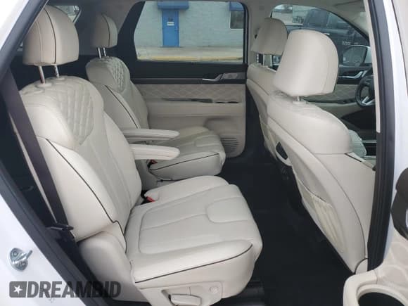 ✅ 2020 Hyundai Palisade Limited • VIN: KM8R5DHE5LU117176 • Лот: 75949604. Опубликован ранее на Copart с пробегом 43 734 миль. Бесплатный доступ к архиву аукционных продаж из США и подробный отчёт об истории автомобиля на DreamBid. Изображение 12.