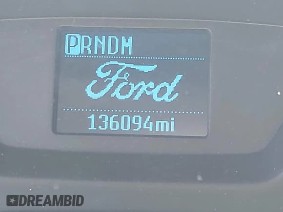 ✅ 2019 Ford Transit • VIN: 1FTBW2CM0KKB59593 • Lot: 41961520. Wystawiony na IAAI z przebiegiem 136 094 mil. Bezpłatny archiwum sprzedaży aukcyjnych z USA i szczegółowy raport historii pojazdu na DreamBid. Zdjęcie 15.