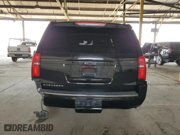 ✅ 2015 Chevrolet Suburban LTZ • VIN: 1GNSKKKC6FR606601 • Lot: 59994064. Wystawiony na Copart z przebiegiem Nie podano. Bezpłatny archiwum sprzedaży aukcyjnych z USA i szczegółowy raport historii pojazdu na DreamBid. Zdjęcie 6.
