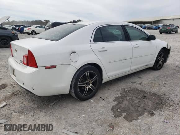 2012 Chevrolet Malibu 1LS z VIN 1G1ZB5E0XCF360796, wystawiony jako Copart lot #90216525 z przebiegiem 141 966 mil mil oraz Szkoda całkowita • Salvage title. Historia ofert i sprzedaży dostępna na DreamBid. Obrazek 3.