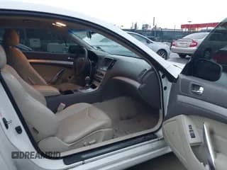 ✅ 2008 Infiniti G37 Journey • VIN: JNKCV64EX8M131060 • Лот: 43796950. Опубликован ранее на IAAI с пробегом 196 094 миль. Бесплатный доступ к архиву аукционных продаж из США и подробный отчёт об истории автомобиля на DreamBid. Изображение 5.