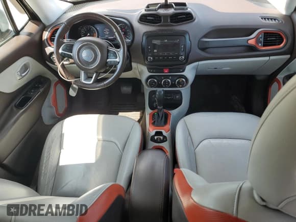 ✅ 2015 Jeep Renegade Limited • VIN: ZACCJBDT4FPB26634 • Lot: 52009035. Wystawiony na Copart z przebiegiem 92 995 mil. Bezpłatny archiwum sprzedaży aukcyjnych z USA i szczegółowy raport historii pojazdu na DreamBid. Zdjęcie 8.