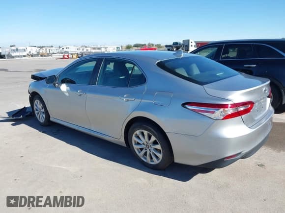 ✅ 2019 Toyota Camry SE • VIN: 4T1B11HKXKU265825 • Лот: 43468967. Опубликован ранее на IAAI с пробегом 52 216 миль. Бесплатный доступ к архиву аукционных продаж из США и подробный отчёт об истории автомобиля на DreamBid. Изображение 3.