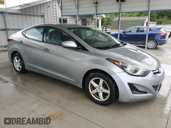 ✅ 2016 Hyundai Elantra SE • VIN: 5NPDH4AE4GH710673 • Lot: 71405695. Listed on Copart with 176,913 mi. Free auction sales archive from the USA and detailed vehicle history report at DreamBid. Image 4.