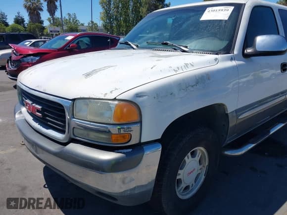 ✅ 1999 GMC Sierra 1500 SLE • VIN: 2GTEK19T2X1568039 • Лот: 43015939. Опубликован ранее на IAAI с пробегом 149 960 миль. Бесплатный доступ к архиву аукционных продаж из США и подробный отчёт об истории автомобиля на DreamBid. Изображение 6.