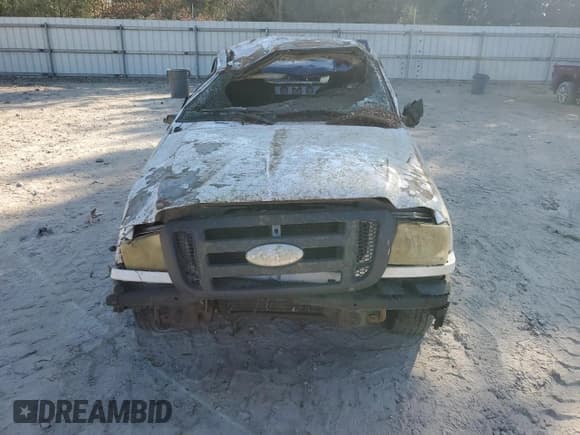 ✅ 2006 Ford Ranger XL • VIN: 1FTYR14U86PA30973 • Лот: 93337665. Опубликован ранее на Copart с пробегом Не указан. Бесплатный доступ к архиву аукционных продаж из США и подробный отчёт об истории автомобиля на DreamBid. Изображение 5.