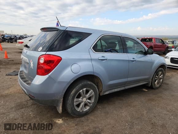 ✅ 2015 Chevrolet Equinox LS • VIN: 2GNALAEK1F6360316 • Лот: 82231055. Опубликован ранее на Copart с пробегом 111 936 миль. Бесплатный доступ к архиву аукционных продаж из США и подробный отчёт об истории автомобиля на DreamBid. Изображение 3.