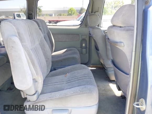 ✅ 1999 Toyota Sienna LE • VIN: 4T3ZF13C6XU159760 • Лот: 42332639. Опубликован ранее на IAAI с пробегом 208 029 миль. Бесплатный доступ к архиву аукционных продаж из США и подробный отчёт об истории автомобиля на DreamBid. Изображение 8.