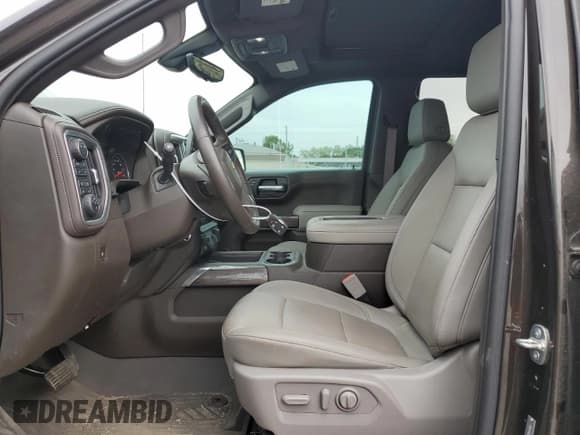 ✅ 2021 Chevrolet Silverado 1500 • VIN: MV1N3886791ND • Лот: 70760693. Опубликован ранее на Copart с пробегом 27 038 миль. Бесплатный доступ к архиву аукционных продаж из США и подробный отчёт об истории автомобиля на DreamBid. Изображение 7.