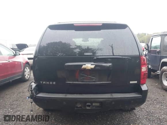 2007 Chevrolet Tahoe LTZ с VIN 1GNFK13007J126571, выставлен на аукционе IAAI как лот 43396515 с пробегом 240 070 миль миль и . История ставок и продаж доступна на DreamBid. Изображение 16.