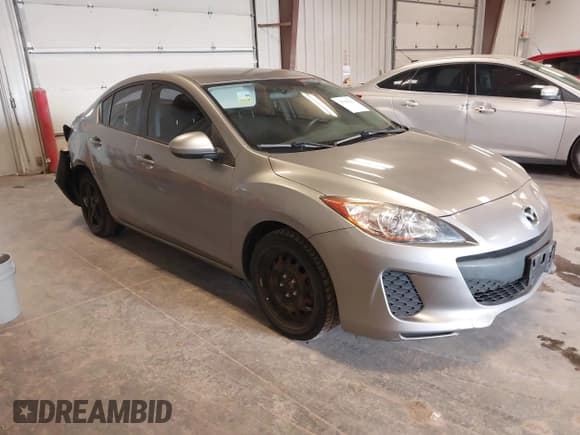 ✅ 2012 Mazda 3 i Sport • VIN: JM1BL1UF3C1504433 • Лот: 43565263. Опубликован ранее на IAAI с пробегом 71 802 миль. Бесплатный доступ к архиву аукционных продаж из США и подробный отчёт об истории автомобиля на DreamBid. Изображение 1.