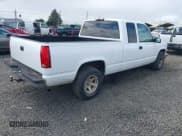 ✅ 1995 GMC Sierra 1500 • VIN: 2GTEC19K7S1593550 • Lot: 41929126. Wystawiony na IAAI z przebiegiem 255 453 mil. Bezpłatny archiwum sprzedaży aukcyjnych z USA i szczegółowy raport historii pojazdu na DreamBid. Zdjęcie 4.