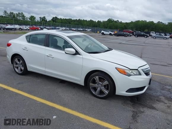 ✅ 2014 Acura ILX • VIN: 19VDE1F37EE009747 • Lot: 42254229. Listed on IAAI with 103,801 mi. Free auction sales archive from the USA and detailed vehicle history report at DreamBid. Image 1.