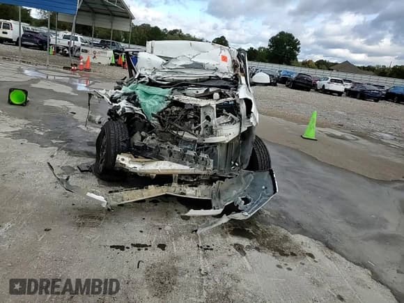 ✅ 2017 Toyota Tacoma SR • VIN: 5TFAX5GN2HX098398 • Lot: 90368135. Listed on Copart with Not provided. Free auction sales archive from the USA and detailed vehicle history report at DreamBid. Image 14.