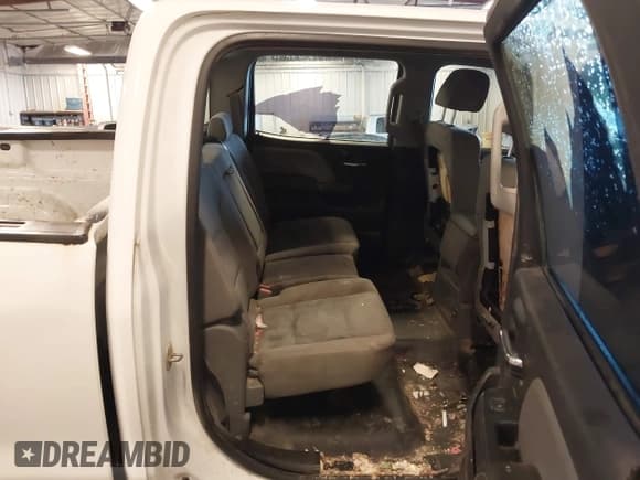 ✅ 2015 Chevrolet Silverado 2500HD Work Truck • VIN: 1GC1KUEG8FF173413 • Lot: 41822540. Listed on IAAI with 198,888 mi. Free auction sales archive from the USA and detailed vehicle history report at DreamBid. Image 8.