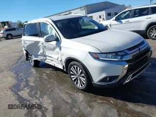 ✅ 2020 Mitsubishi Outlander SE • VIN: JA4AD3A3XLZ019961 • Лот: 43596032. Опубликован ранее на IAAI с пробегом 112 826 миль. Бесплатный доступ к архиву аукционных продаж из США и подробный отчёт об истории автомобиля на DreamBid. Изображение 1.
