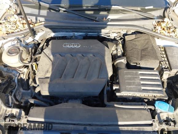 ✅ 2018 Audi A3 Premium Plus • VIN: WAUGUGFF6J1047811 • Lot: 43641528. Wystawiony na IAAI z przebiegiem 145 813 mil. Bezpłatny archiwum sprzedaży aukcyjnych z USA i szczegółowy raport historii pojazdu na DreamBid. Zdjęcie 10.