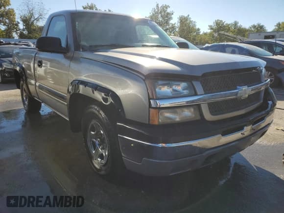 ✅ 2003 Chevrolet Silverado 1500 Work Truck • VIN: 1GCEC14X43Z286459 • Лот: 70525384. Опубликован ранее на Copart с пробегом 246 610 миль. Бесплатный доступ к архиву аукционных продаж из США и подробный отчёт об истории автомобиля на DreamBid. Изображение 4.