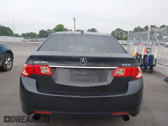 ✅ 2011 Acura TSX • VIN: JH4CU2F6XBC009166 • Lot: 42288251. Listed on IAAI with 195,470 mi. Free auction sales archive from the USA and detailed vehicle history report at DreamBid. Image 16.