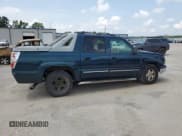 ✅ 2005 Chevrolet Avalanche LS • VIN: 3GNEC12Z15G151759 • Lot: 69558015. Listed on Copart with Not provided. Free auction sales archive from the USA and detailed vehicle history report at DreamBid. Image 3.