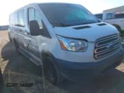 ✅ 2018 Ford Transit • VIN: 1FTYR1ZM6JKA89034 • Lot: 41727541. Wystawiony na IAAI z przebiegiem 219 080 mil. Bezpłatny archiwum sprzedaży aukcyjnych z USA i szczegółowy raport historii pojazdu na DreamBid. Zdjęcie 1.