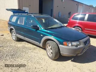 ✅ 2002 Volvo V70 • VIN: YV1SZ58D321054774 • Lot: 43609068. Wystawiony na IAAI z przebiegiem Nie podano. Bezpłatny archiwum sprzedaży aukcyjnych z USA i szczegółowy raport historii pojazdu na DreamBid. Zdjęcie 1.